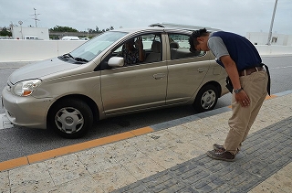 指定の待合せ場所にてお車を配車いたします。ありがとうございました。
